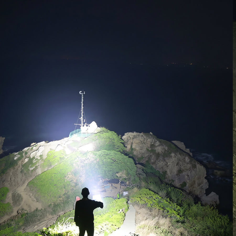 Ultrax LED 150 000 Lumens Flashlight