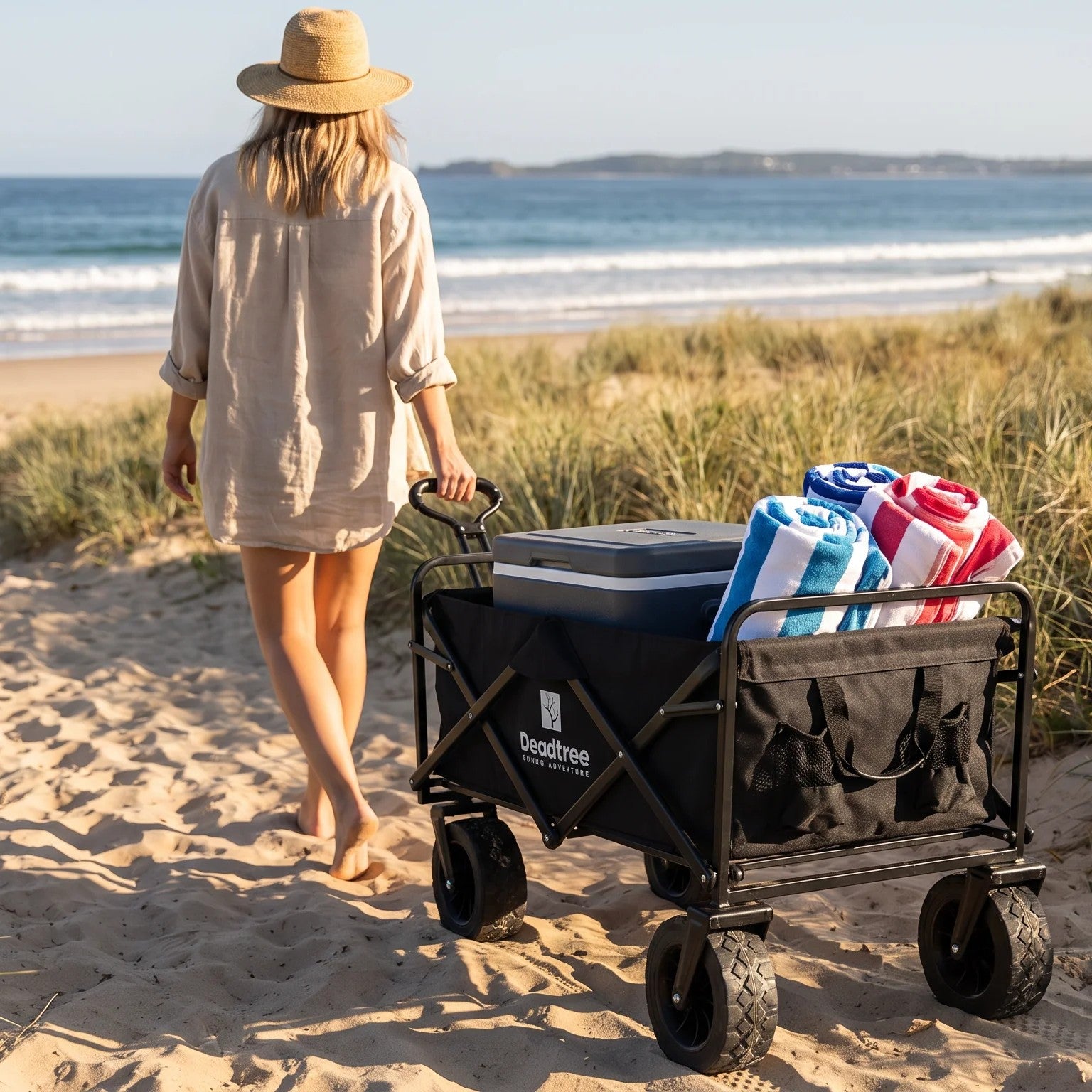 Deadtree Rover foldable wagon on the beach